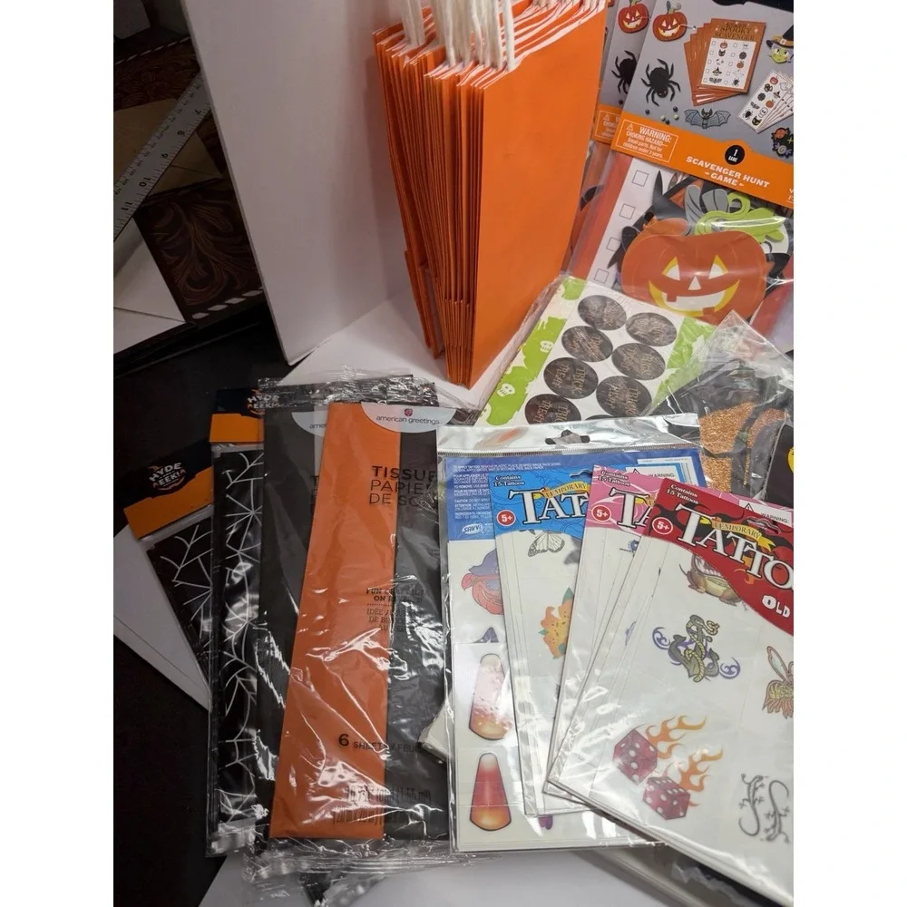 Halloween Party Decor Lot Pumpkins Witch Yard Luminaries Treat Bags Tattoos Saw